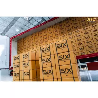 [ของแท้] Six Nine Syrup 1แกลอน น้ำเชื่อม น้ำหวาน ชนิดเข้มข้น กลิ่นราสเบอร์รี่( 1แกลอน)
