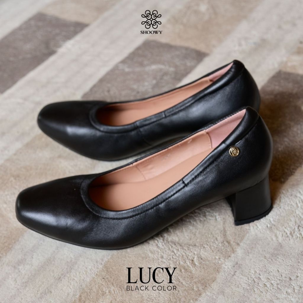 Shoowy รองเท้าหนังแกะรุ่น Lucy Black Color (สีดำ)