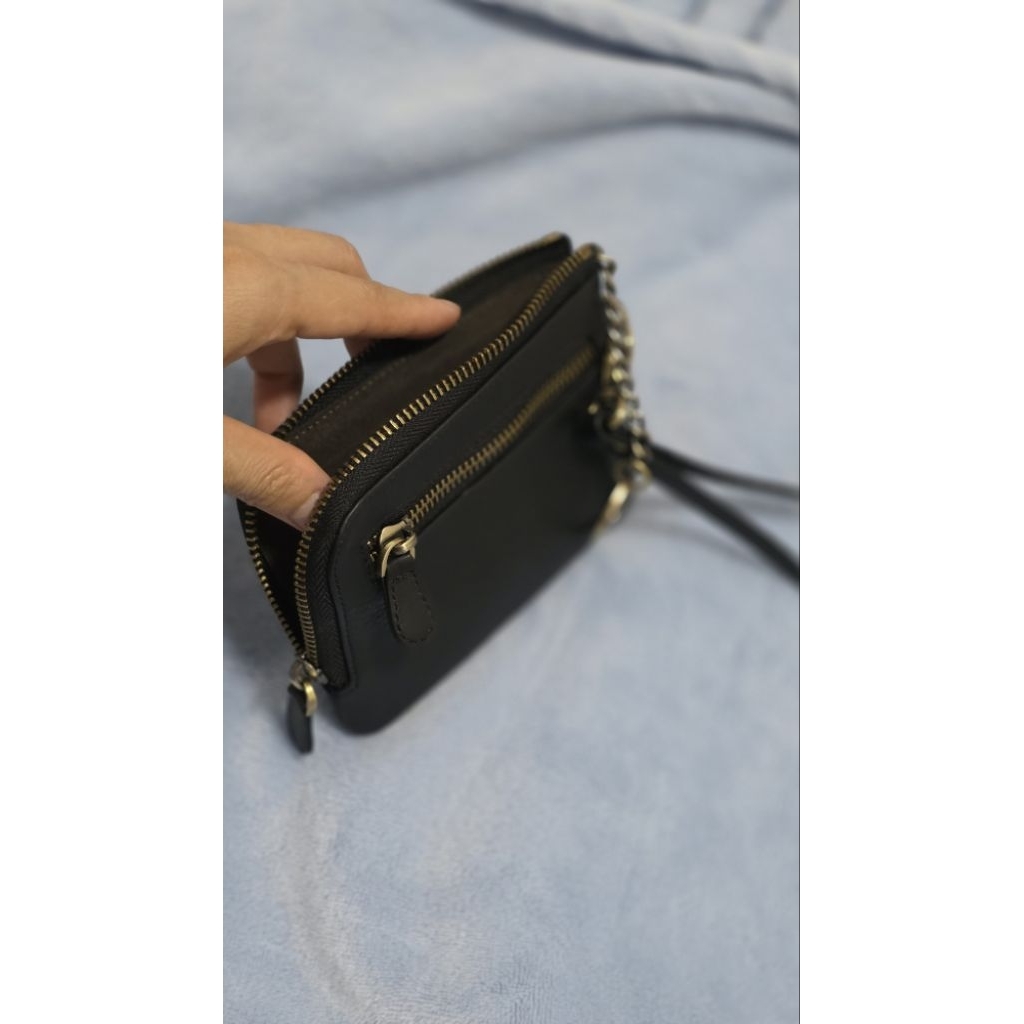 กระเป๋าตังค์ Hatsukoi พร้อมสายคล้องมือ