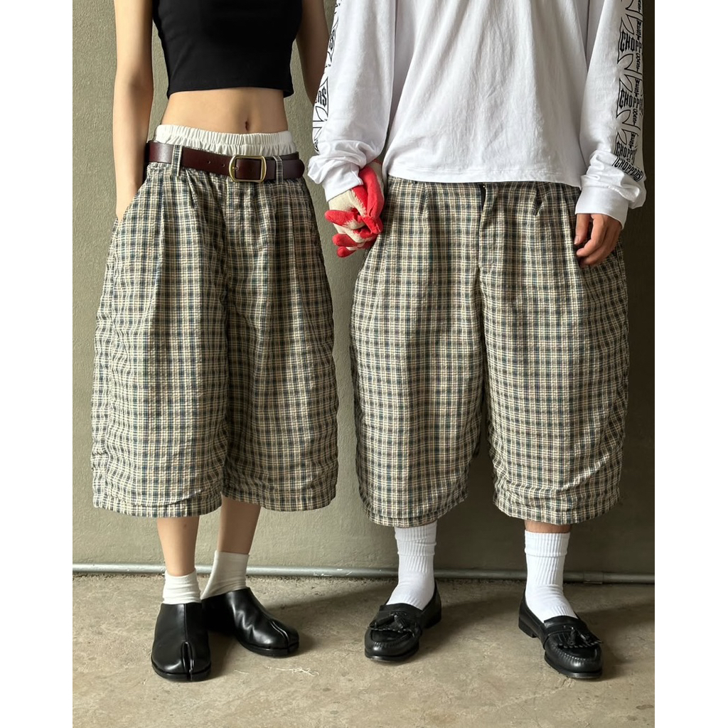 CARO UNISEX / PLEATED PLAID JORTS 2IDIOTS.LABEL พรีออเดอร์ 7-18 วัน 🇻🇳