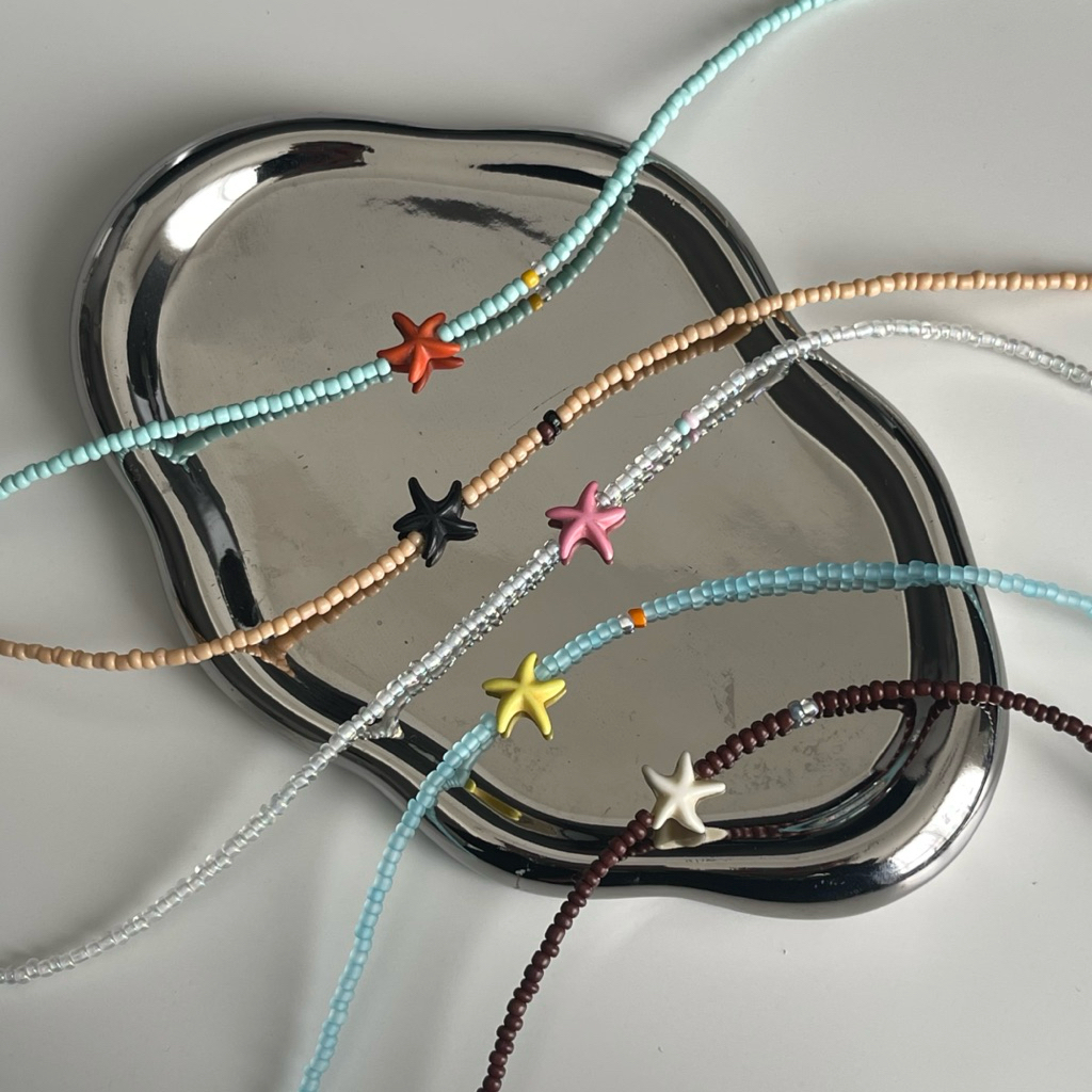 ส่งด่วน! สร้อยลูกปัดจี้ดาว หินแท้ สไตล์เกาหลีมินิมอล คู่สีน่ารัก ใส่เที่ยวคาเฟ่ ทะเล handmade | ourweekend.stuff