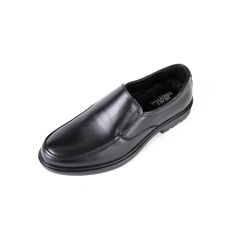 HEAVY SHOES รองเท้าหนังวัวแบบสวม รุ่น PB4607  สีดำ