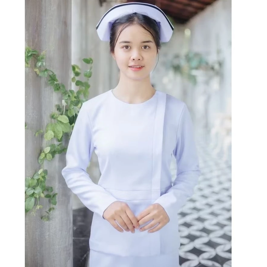 ชุดพยาบาลเอกชน ฟอร์มแขนยาว