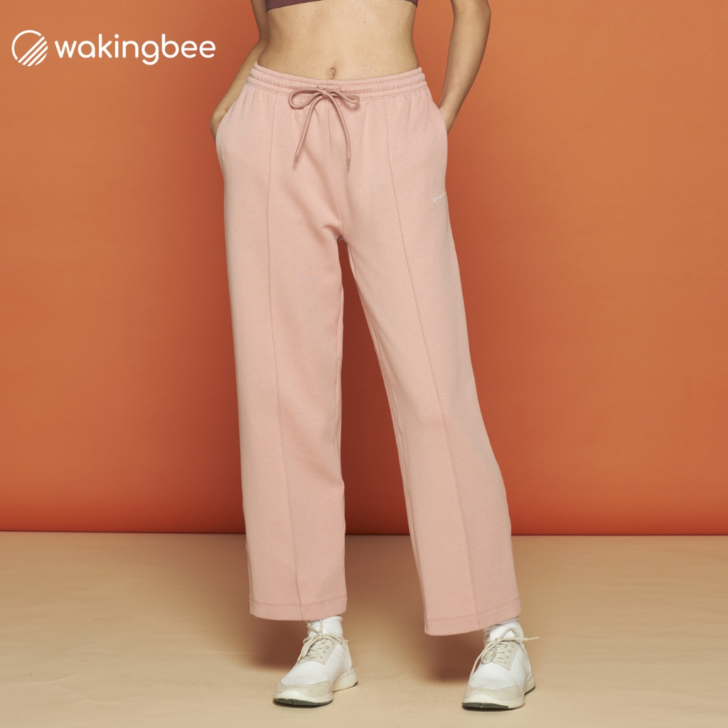Wakingbee by Mark Kim Onboard Joggers (Pink) กางเกงจ๊อกเกอร์ผู้หญิง ชายปล่อย จับจีบหน้า ขาตรง พรางหุ่น ผ้าพรีเมี่ยม นุ่ม