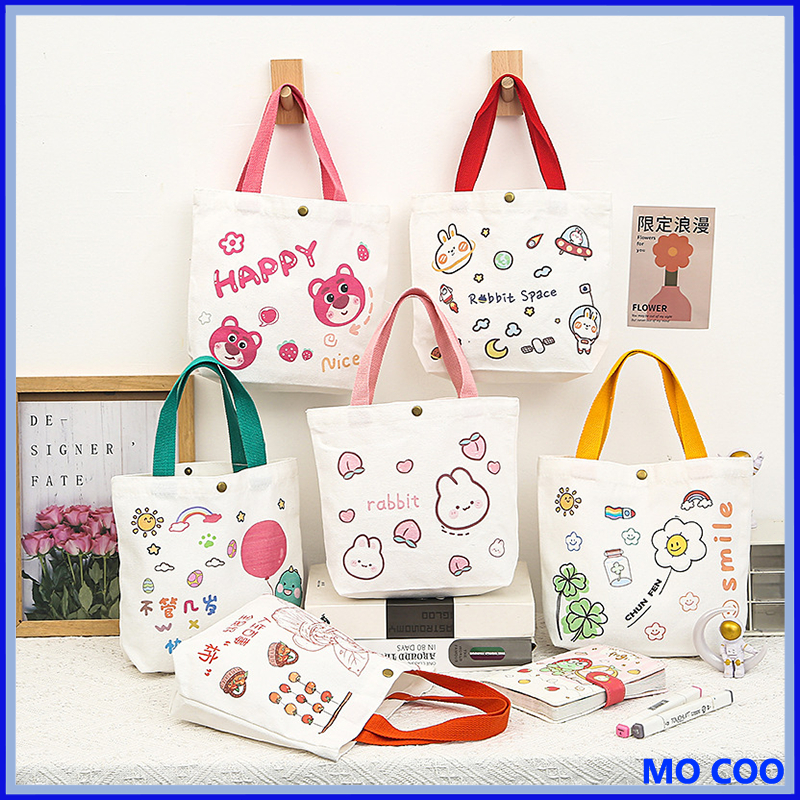 【พร้อมส่ง】กระเป๋าถือ กระเป๋าผ้าใบ ถุงช้อปปิ้ง ถุงผ้าฝ้าย กระเป๋าผ้าใบ รุ่น สไตล์เกาหลี แฟชั่นมา การ์ตูน-น่ารัก