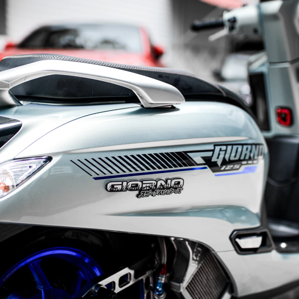 สติ๊กเกอร์แต่งรถ จีออโน่ Honda Giorno ลาย Racing thumbnail 3