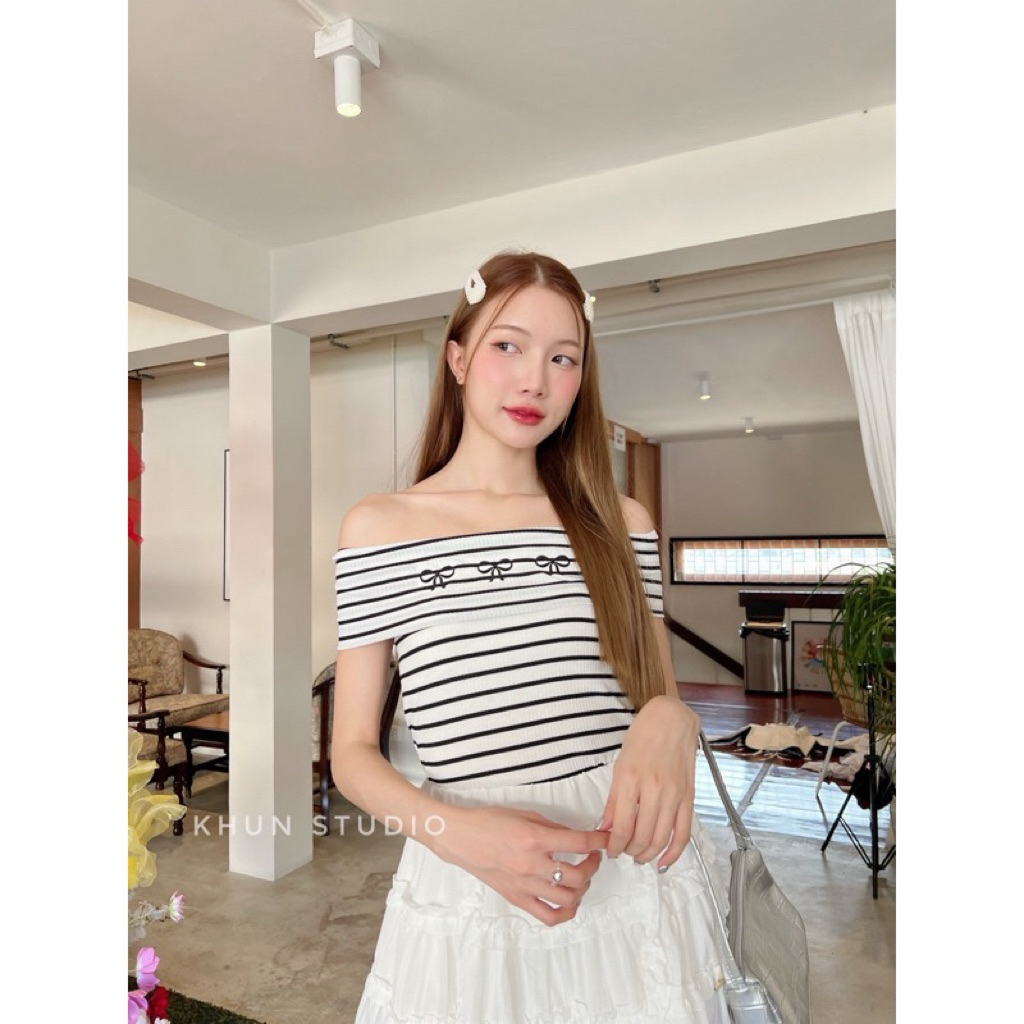 เสื้อปาดไหล่ลายทาง งานป้าย Khun Studio🔘