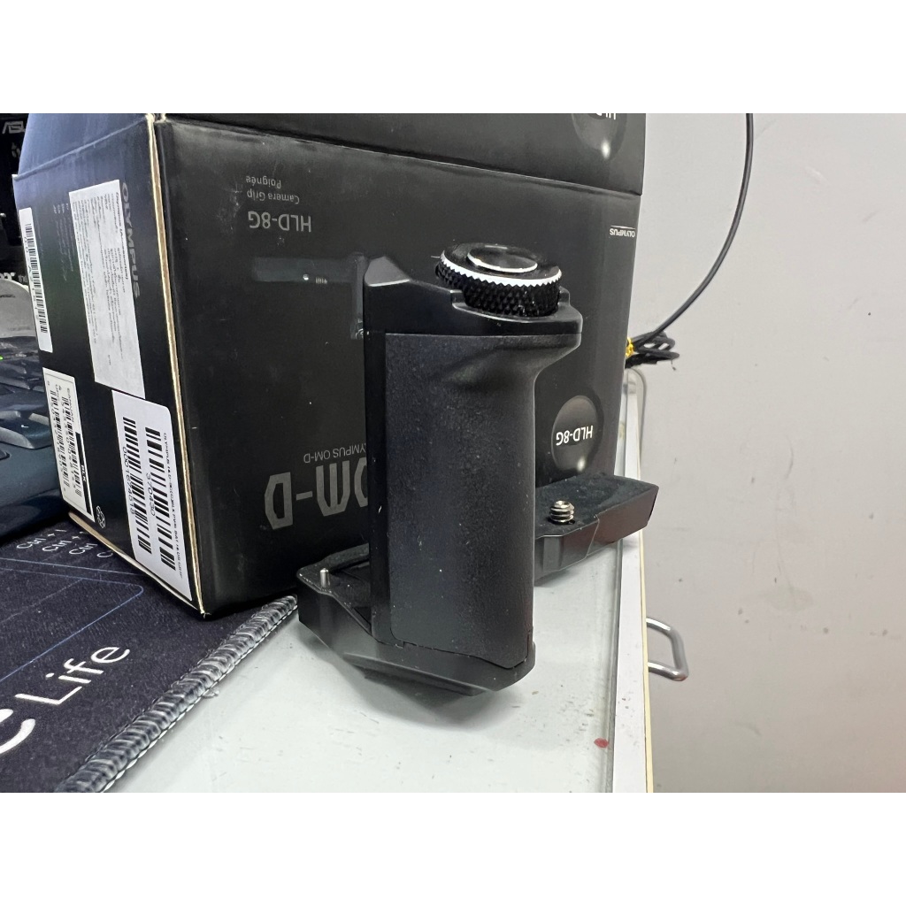 Olympus HLD-8G For Olympus OMD-EM5 Mark II (มือสองขายตามสภาพ)