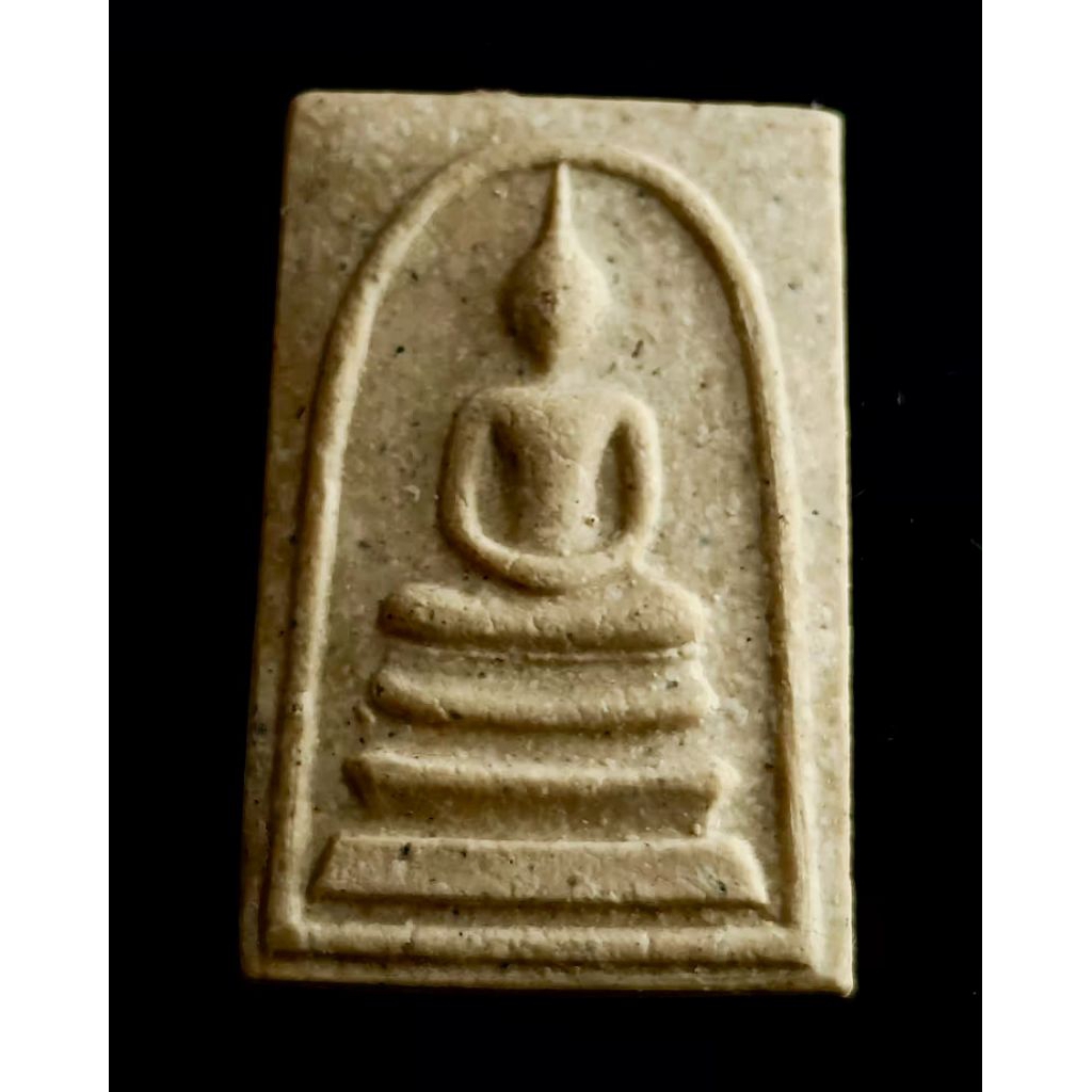 พระสมเด็จ 122ปี องค์ตามรูป พิมพ์ใหญ่ทรงนิยมจุดไข่ปลา วัดระฆังปี37รับประกันพระแท้