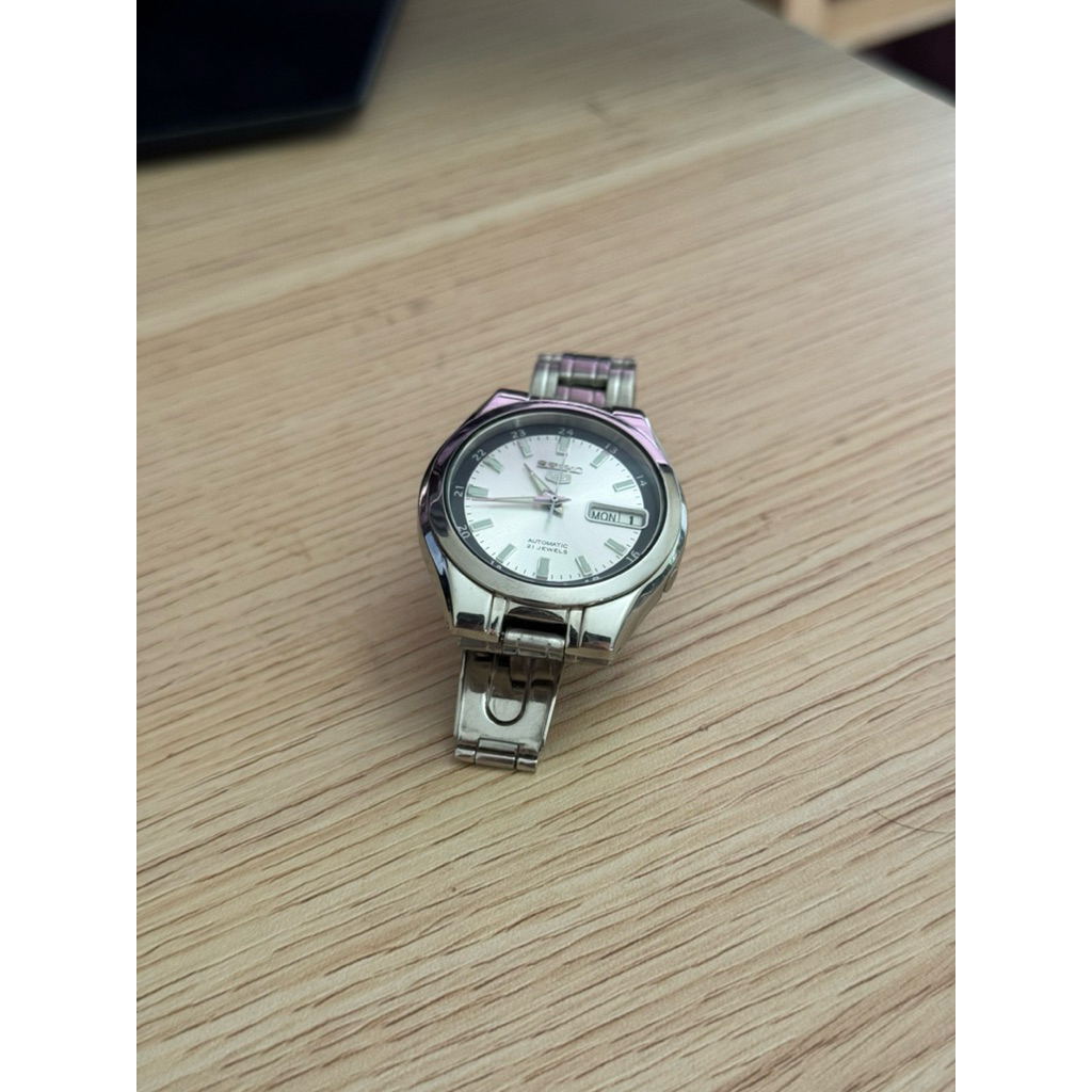 SEIKO SNKG19J1 Automatic Day&Date 7S26-03B0 Panda Railway Dial