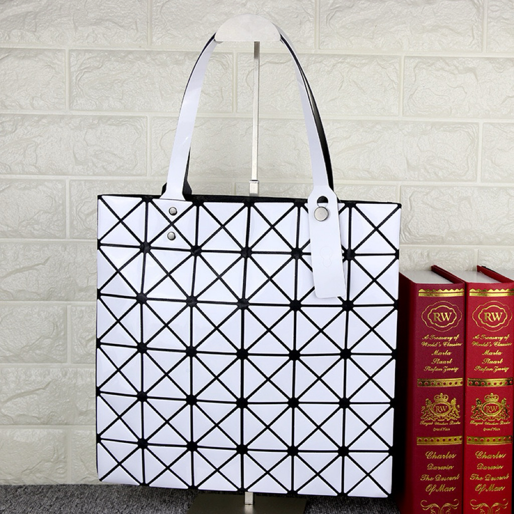 กระเป๋าสายพายข้าง ถือได้ มีซิป ขนาด32*32cm มี5สี #BB3