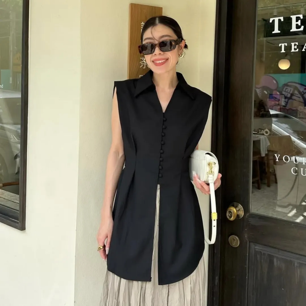 studiox2 🎧 SLEEVELESS OVERSIZE SHIRT DRESS WITH BUTTONS DETAILS สี black ฟรีไซด์ [มือ2ไม่มีตำหนิ]