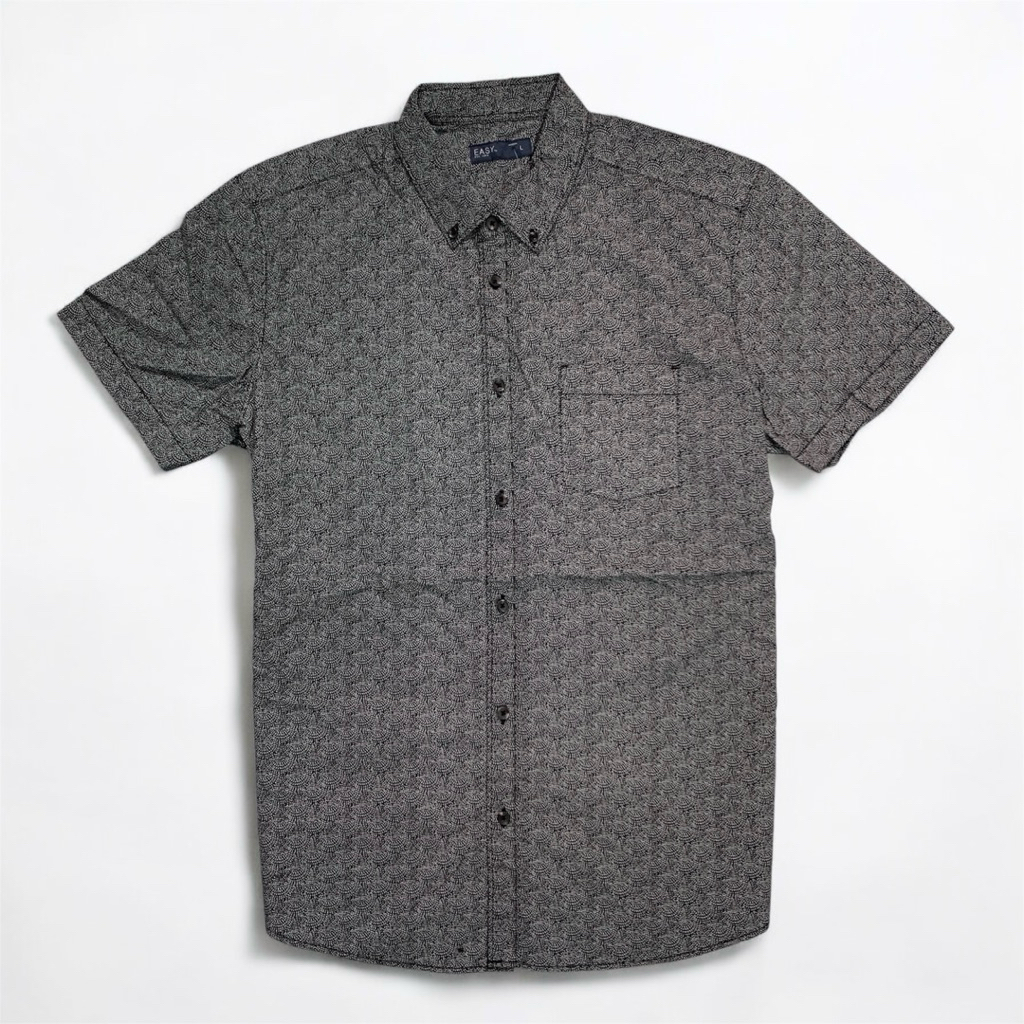 LU66 | EASY เสื้อเชิ้ต แขนสั้น เสื้อผู้ชาย ไซส์ L อก48“ ลายทั้งตัวสีดำขาว