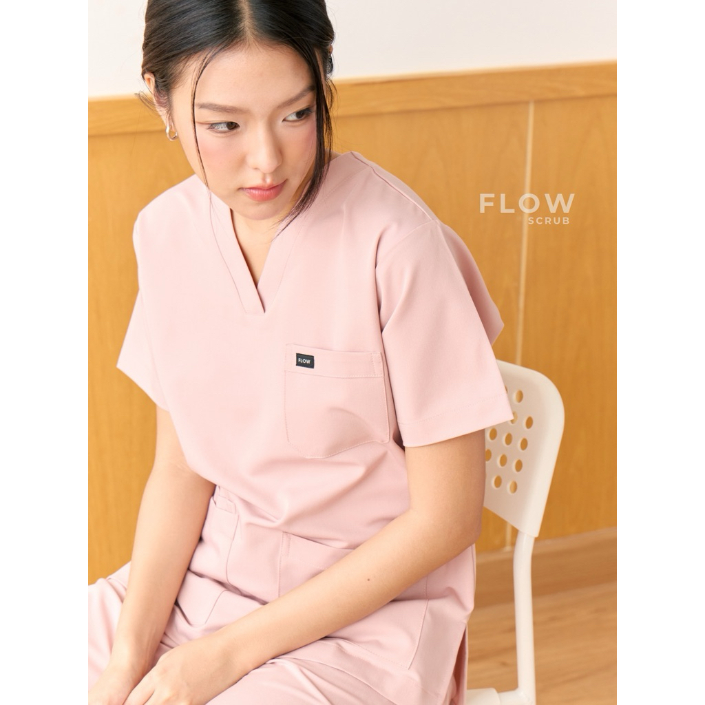 TOPS เฉพาะเสื้อ UNISEX FLOW SCRUB สี BABY ROSE