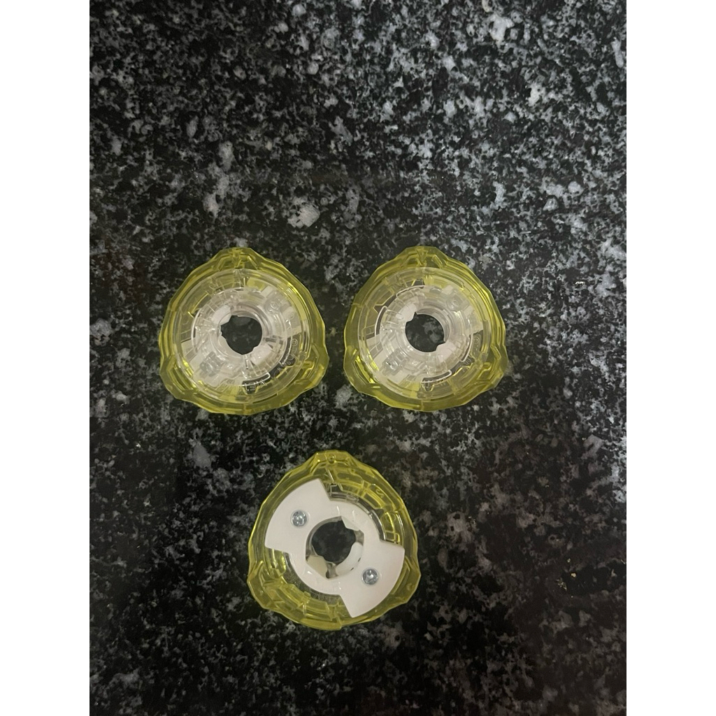 แรชเชท 3-60 ของแท้ มือ1 สีใสเหลือง Ratchet Beyblade X 3-60 มือ1 ของแท้