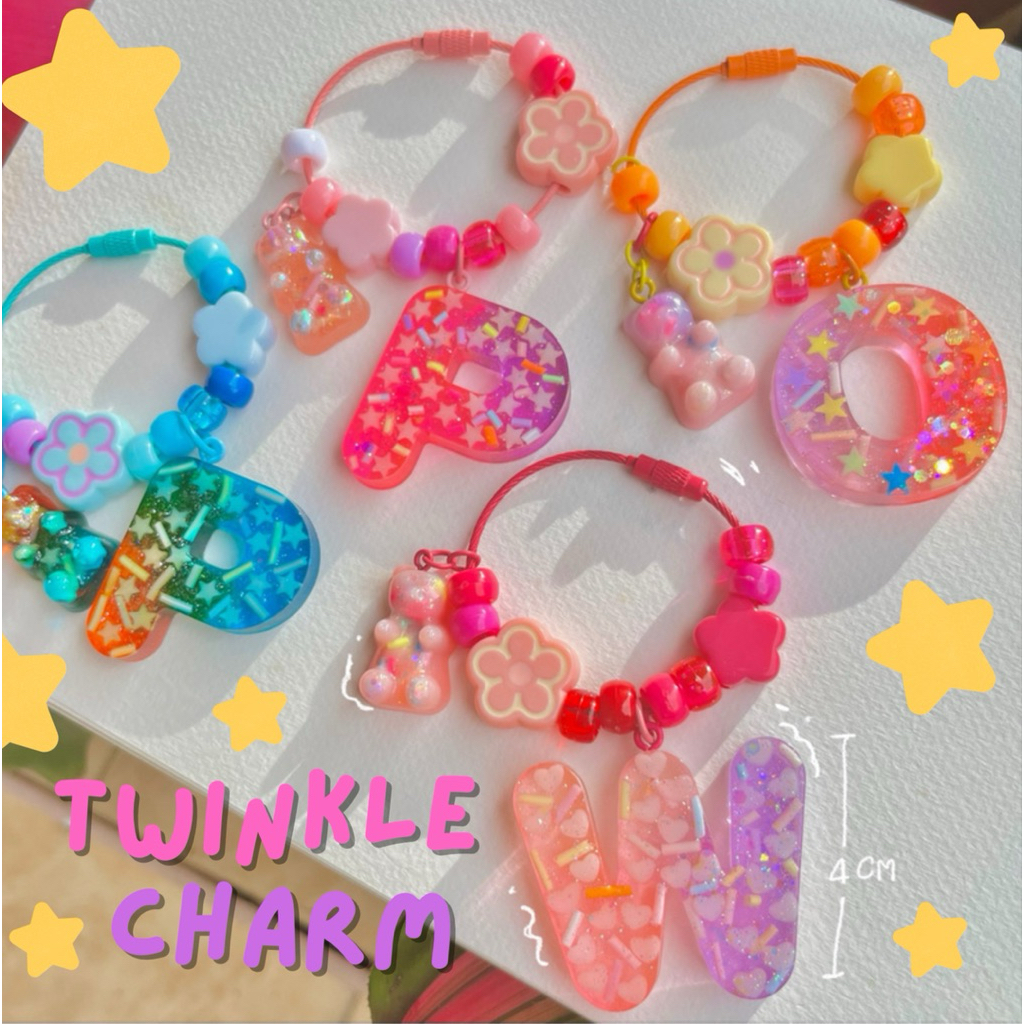 (เตรียมสินค้า1วัน ใส่ตัวอักษรในหมายเหตุ)Twinkle Charm⭐️🛼พวงกุญแจเส้นสลิงลูกปัดจุกๆ รุ่น2 ตัวใหญ่สีสดซะใจ!