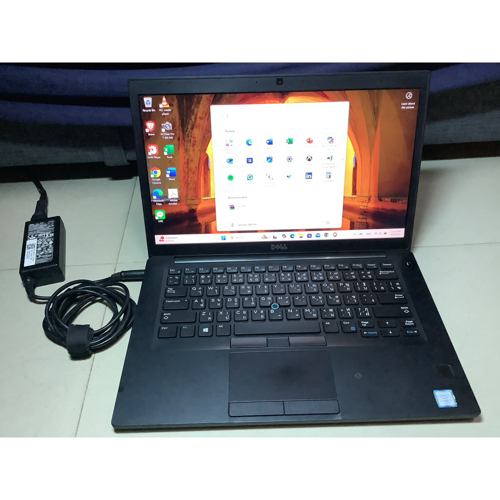 บอดี้ตำหนิข้างๆ Notebook i7 Dell E7480 win11,Core i7-6600u gen6 Cpu 2.66 GHz 4core ,DDR4 8GB,SSD nvm