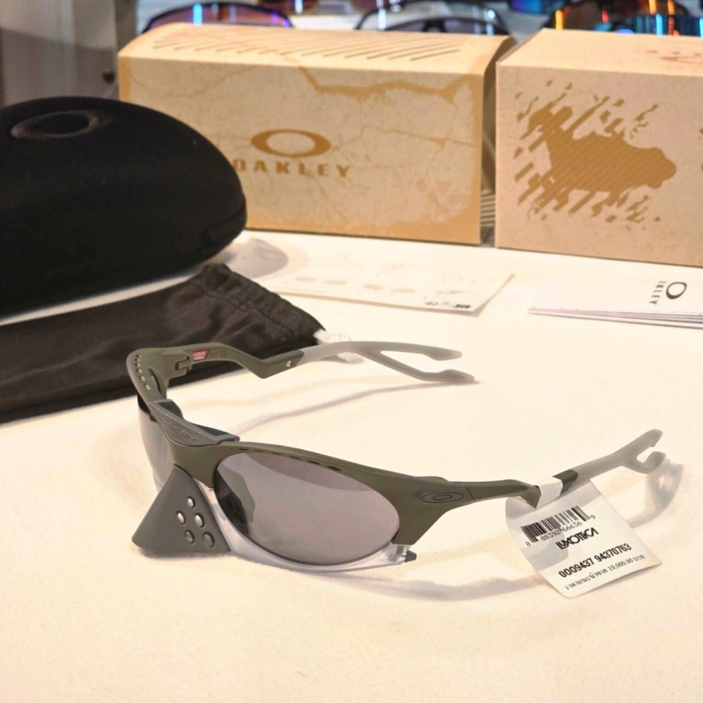 OAKLEY PLANTARIS  F.MATTE MOSS GREEN  L.PRIZM BLACK OO9437 943707 126/63