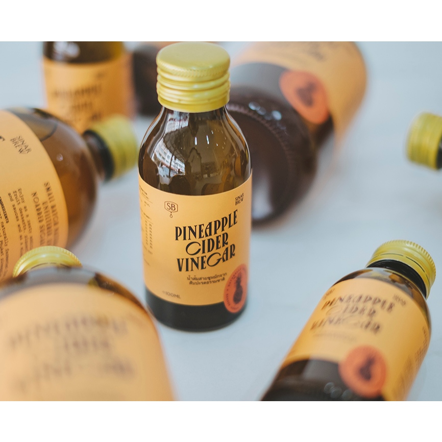 น้ำส้มสายชูหมักจากสับปะรดสำหรับคนรักสุขภาพ 100 ml.