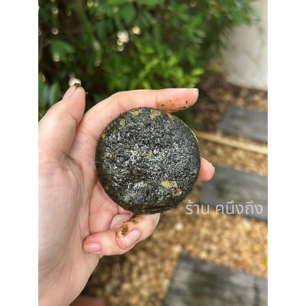 สบู่สคับกาแฟผสมชาเขียว ขนาด 70 กรัม อัดแน่นด้วยสมุนไพร สินค้าเป็นถุงซีล เหมาะสำหรับผิวกาย