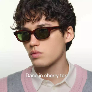 Sunnies Studios Dane (แว่นกันแดดทรงสี่เหลี่ยม สำหรับยูนิเซ็กส์)
