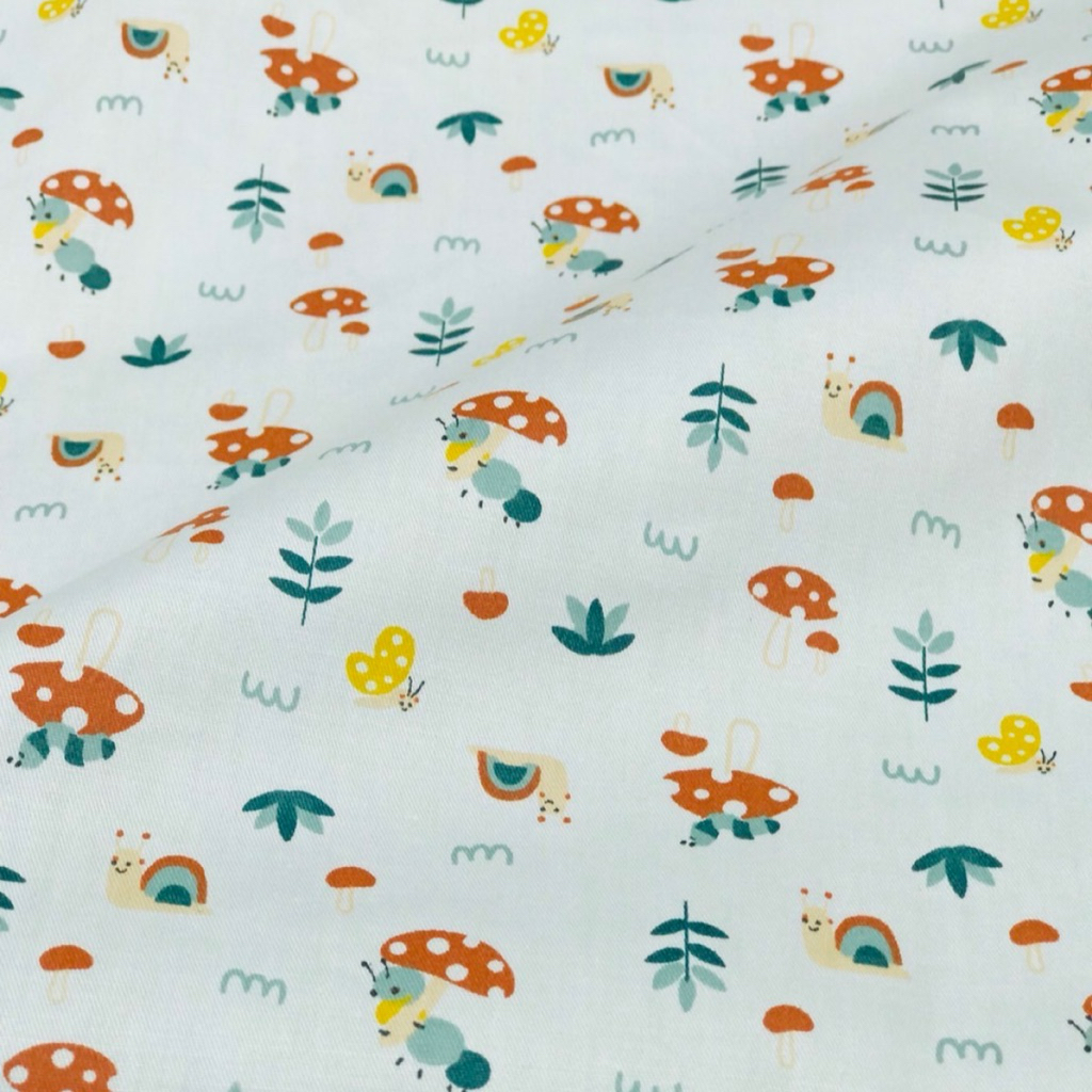 ⭐️อ่านรายละเอียดก่อนสั่งนะคะ⭐️ผ้าcotton100%หน้ากว้าง64“(160cm.)วัดตัดครั้งละ1/2เมตรตัดต่อเนื่องได้พร้อมส่ง
