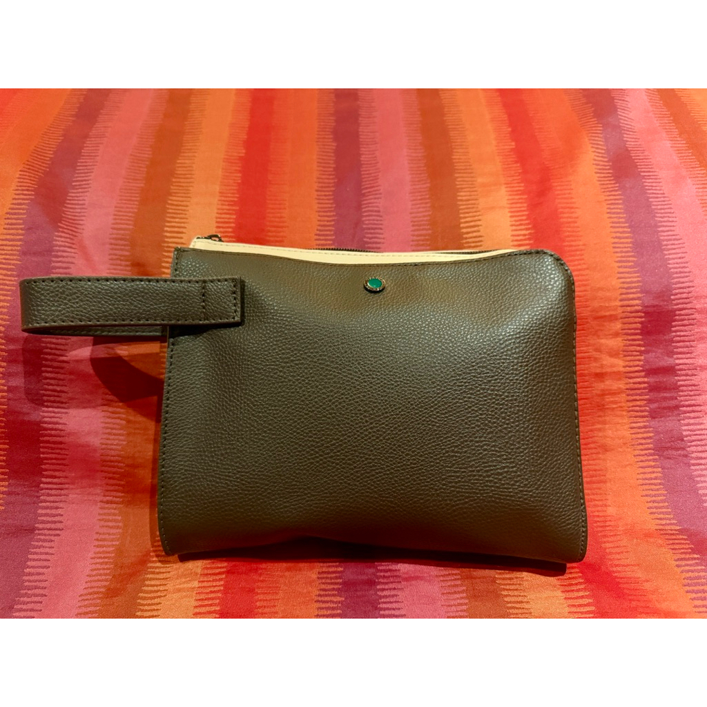 Exclusive First Class Emirates & Bulgari Amenity Kits