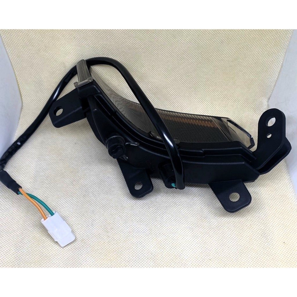 ไฟเลี้ยวหน้า ซ้าย รถ MALAGUTI รุ่น  MADISON150 (901-25-0301) - รูปที่ 7