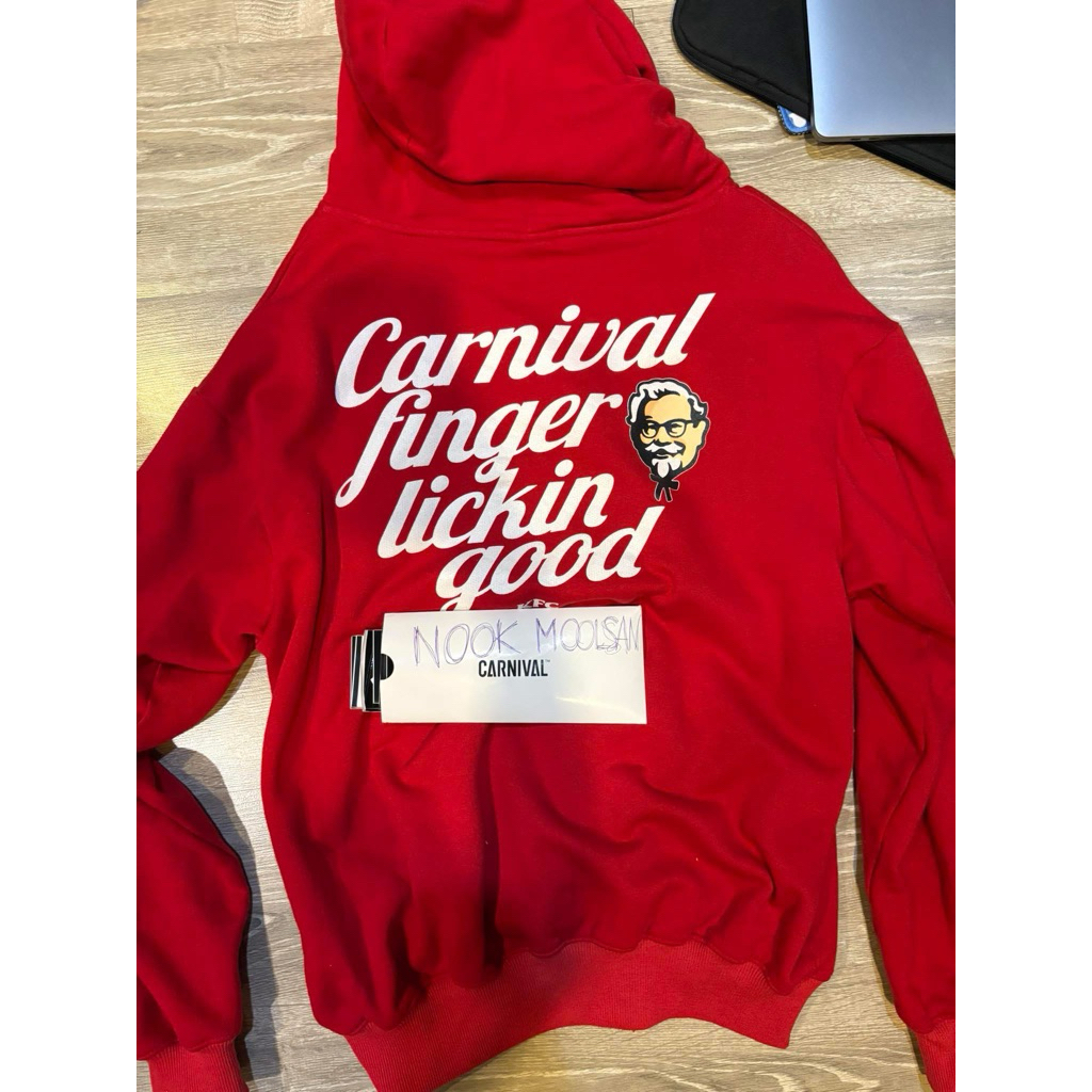 [มือสอง] Carnival x KFC HOODIE