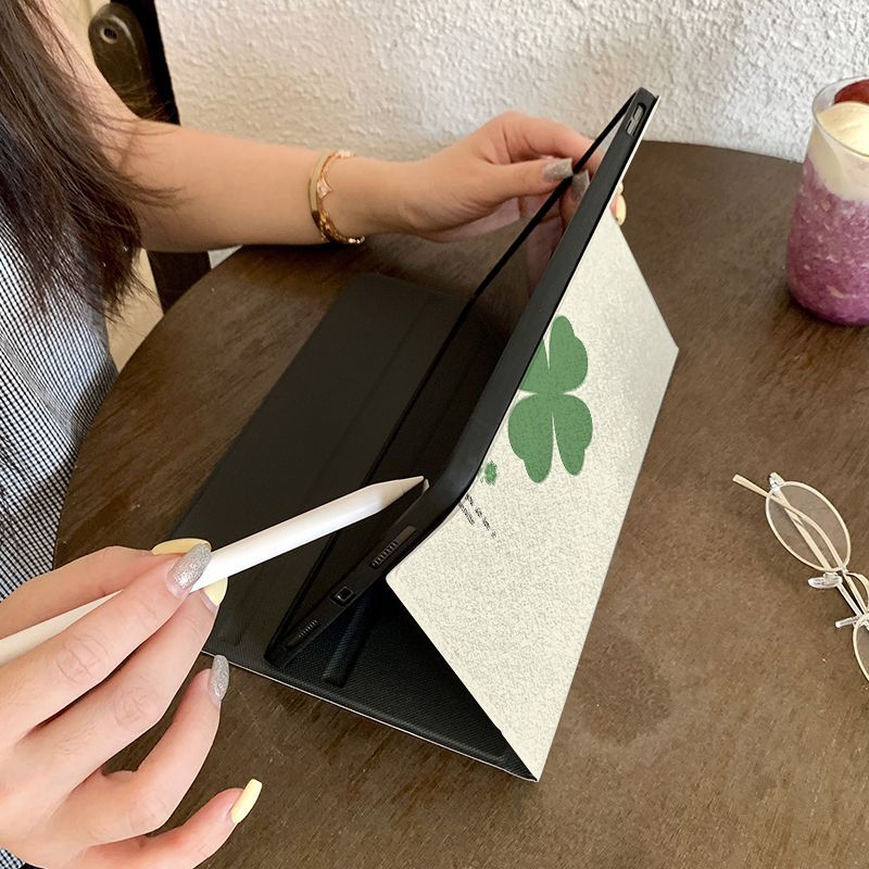 เคสไอแพด หมุน 360° วัสดุPC โคลเวอร์สี่แฉกนำโชค Gen10 Gen9 Gen8 Air7 13“ สำหรับ iPad Air5 Air4 Pro11 ราคา ถูกที่สุด ดีลบีเคเค แกลเลอรีภาพที่ 7
