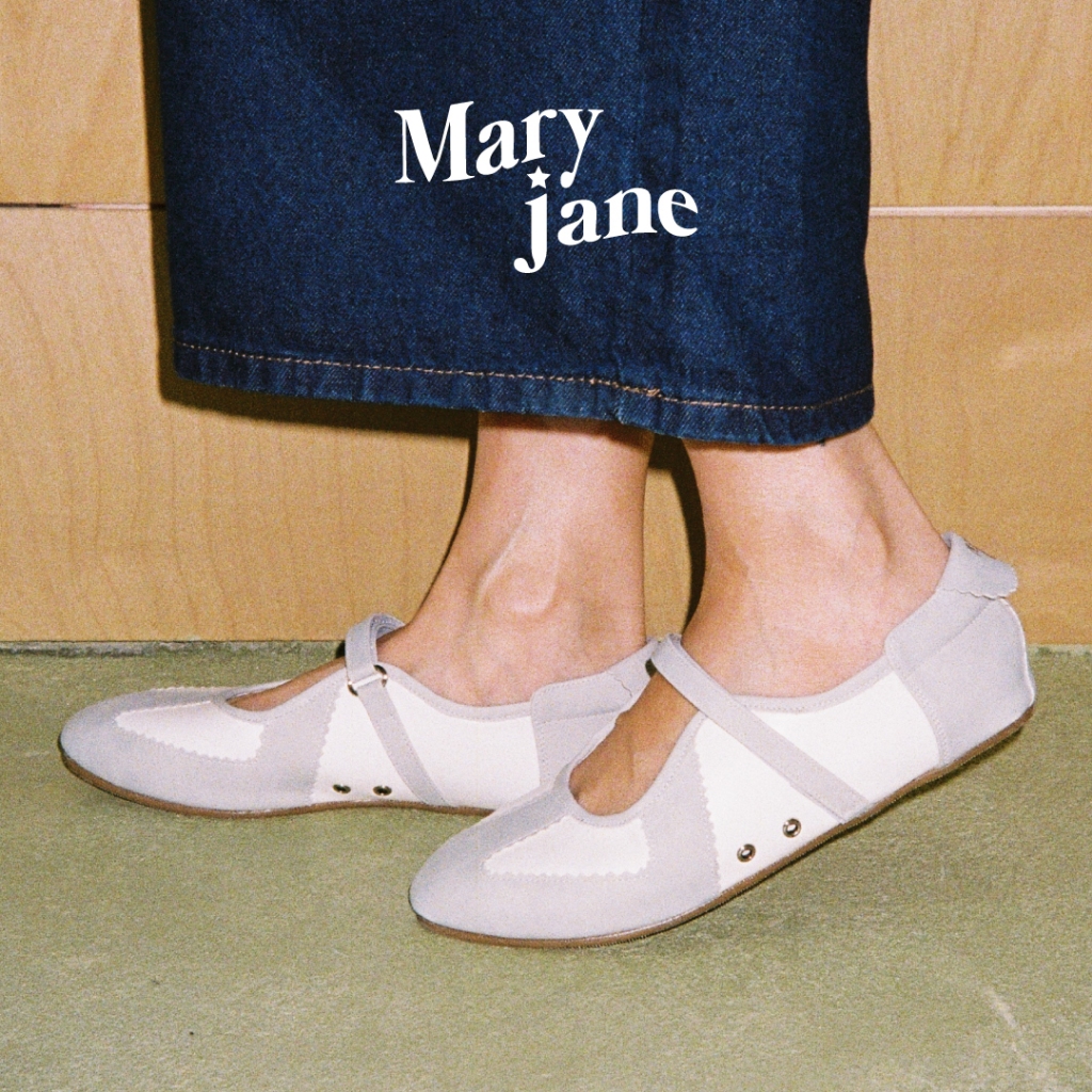 MARY JANE รองเท้าแมรี่เจน MAIA MARY JANE SPORTY FLATS IN WHITE