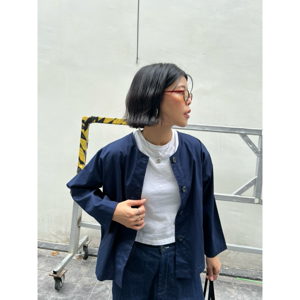 Round-neck cotton top เสื้อคอกลมแขนยาว ผ้าคอตตอน