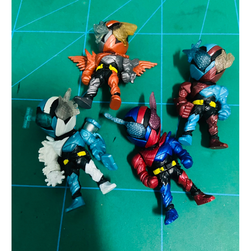 Kamen Rider Build Remix Riders 4 ตัว