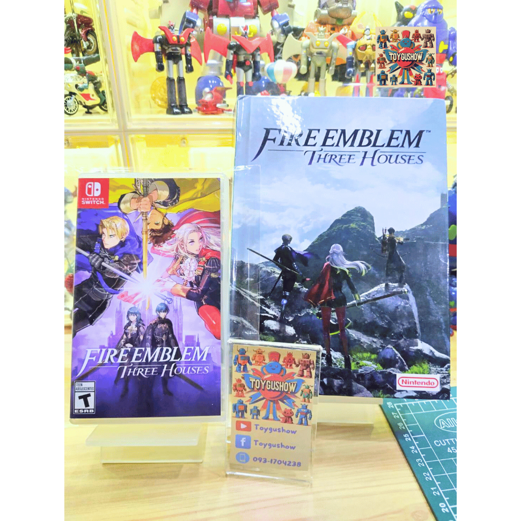 ชุดพร้อมเล่น Fire Emblem: Three Houses มือ 2 พร้อมบทสรุปปกแข็ง 4 สี  ทั้งเล่ม ที่มีรายละเอียดสมบูรณ์