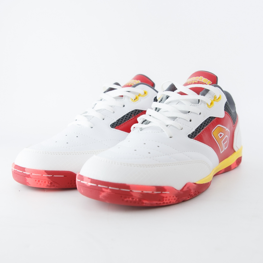 [ฟรีถุงเท้ากันลื่น]รองเท้าฟุตซอล Breaker (BK1231) พื้นหนึบ อัปเปอร์ Dimpled แถม 1 socksy