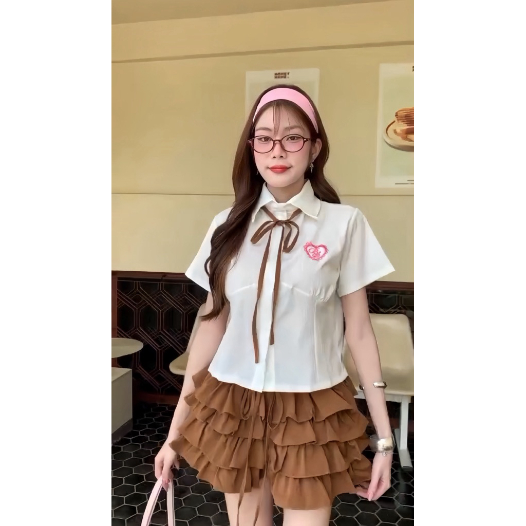 เสื้อคอบัวแขนตุ๊กตา แถมเชือก