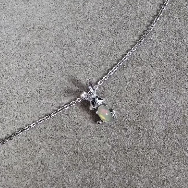 จี้ Opal กระต่าย เงินแท้ พลอยแท้