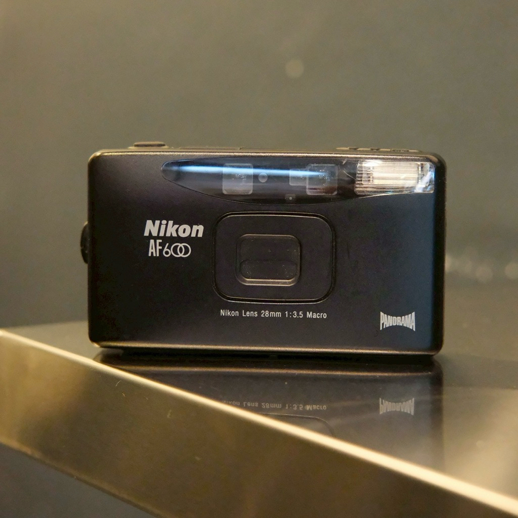 กล้องฟิล์ม Nikon af600