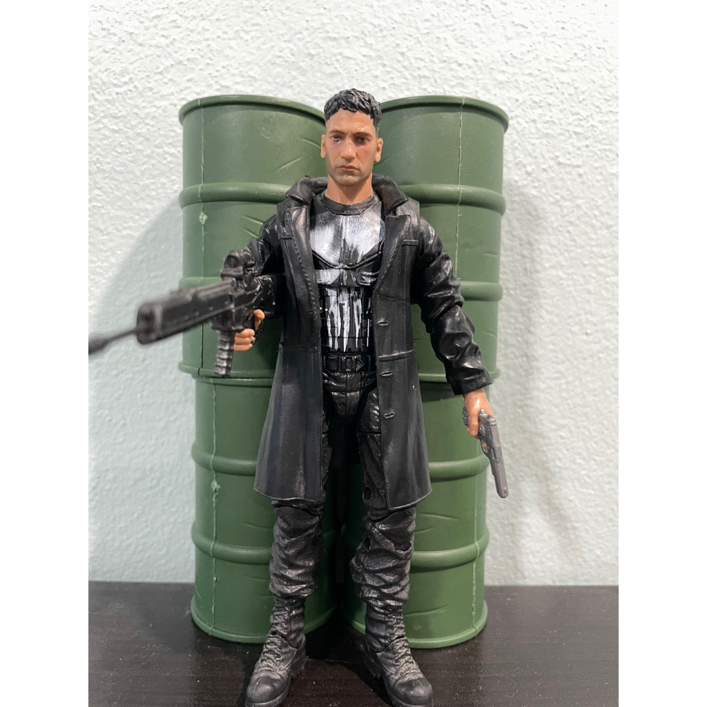 The Punisher Marvel legends action figure netflix toys 1/12