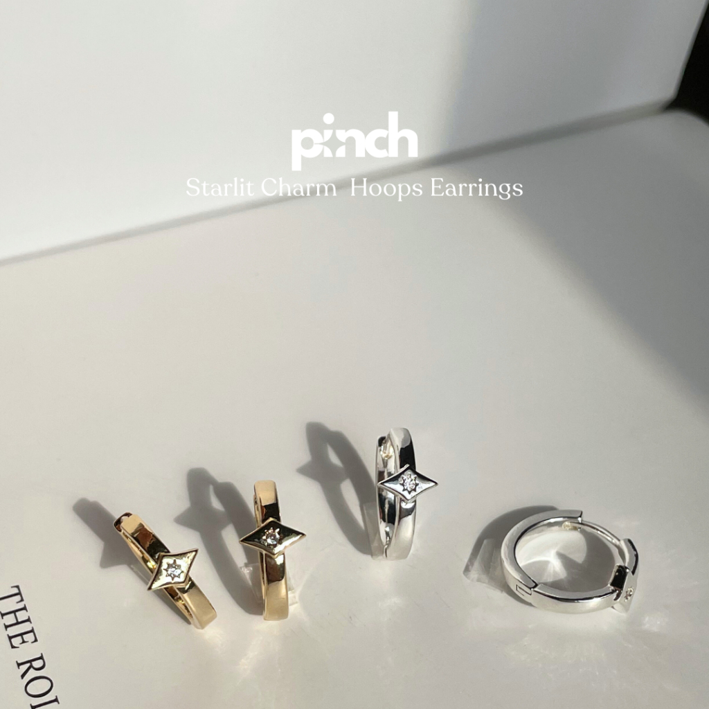 Pinch Starlit Charm Hoops Earrings ต่างหูห่วงดาวประดับเพชรเล็ก