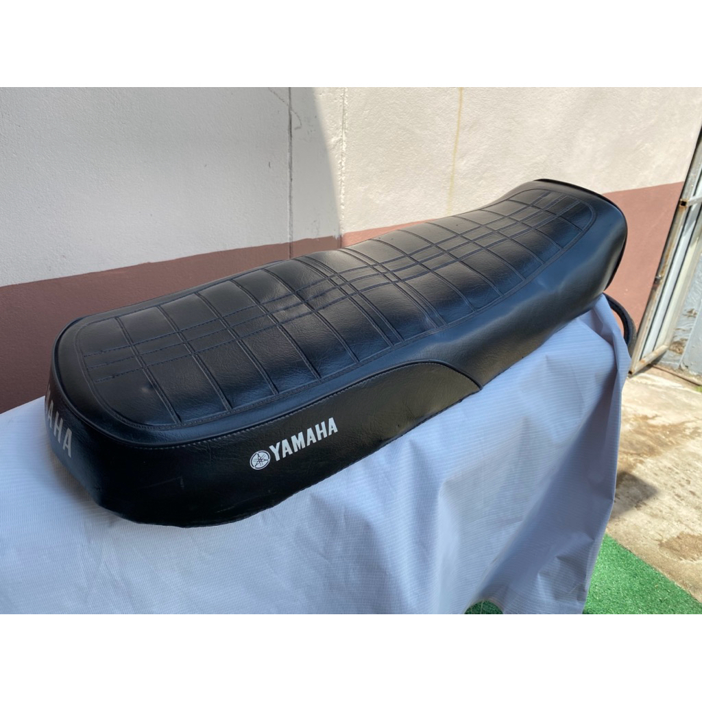 เบาะ Yamaha Rx100 ของใหม่เก่าเก็บงานเก่าพื้นเหล็ก