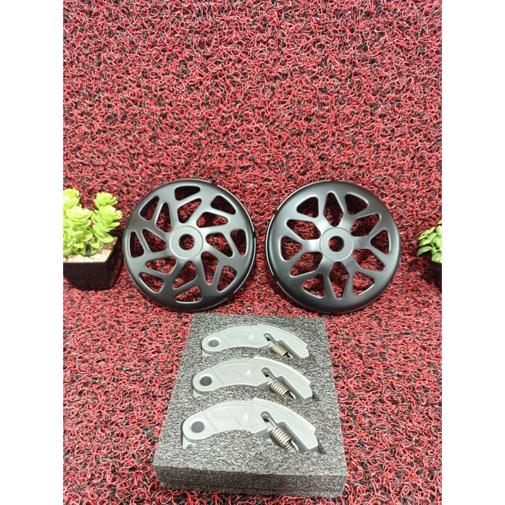 ผ้าครัชคาร์บอน พร้อมกระโหลกครัชเจาะไล่เบา พร้อมสปริงสำหรับรถรุ่น PCX160,PCX150,LEAD,GIORNO สินค้าคุณ