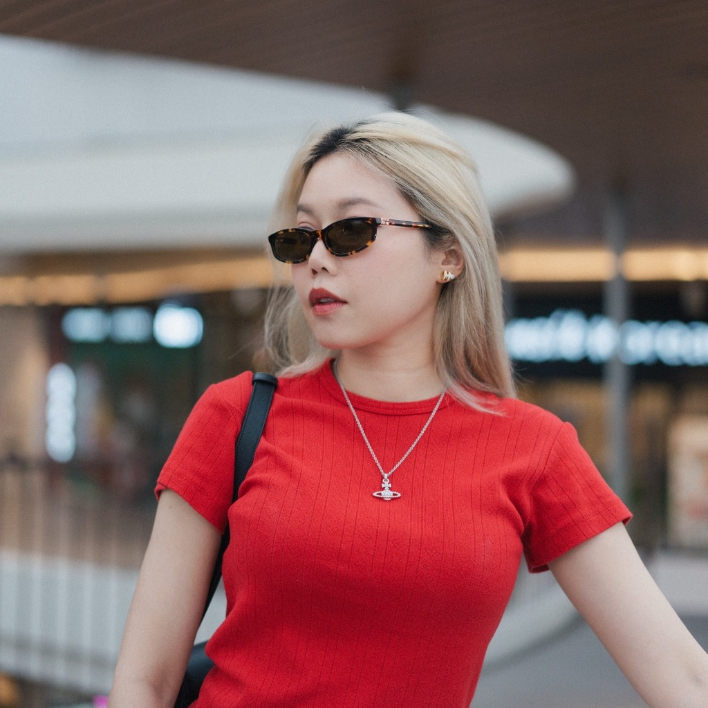 MIU MIU نظارة شمسية MU A06SF — صورة 8