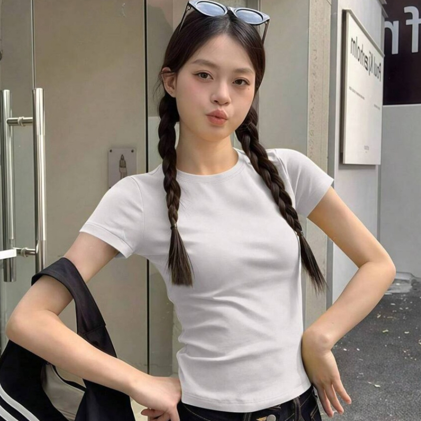 เสื้อยืด ทรงเข้ารูป แขนสั้น คอสูง แฟชั่นเรียบง่ายดูแพง ผ้าใส่สบาย เสื้อยืดลำลอง แมตท์เข้ากับทุกการแต่งกาย B158