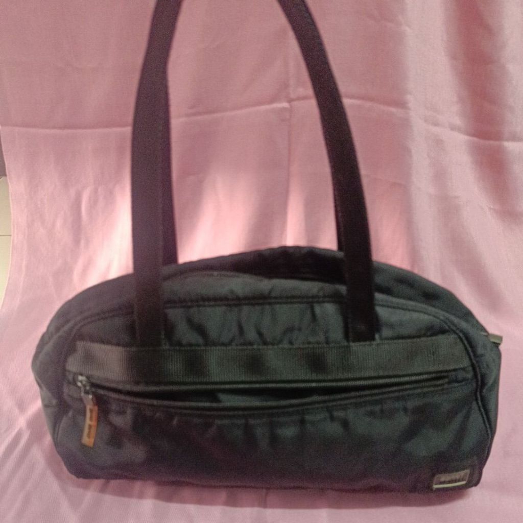 กระเป๋าสีดำesprit ของแท้