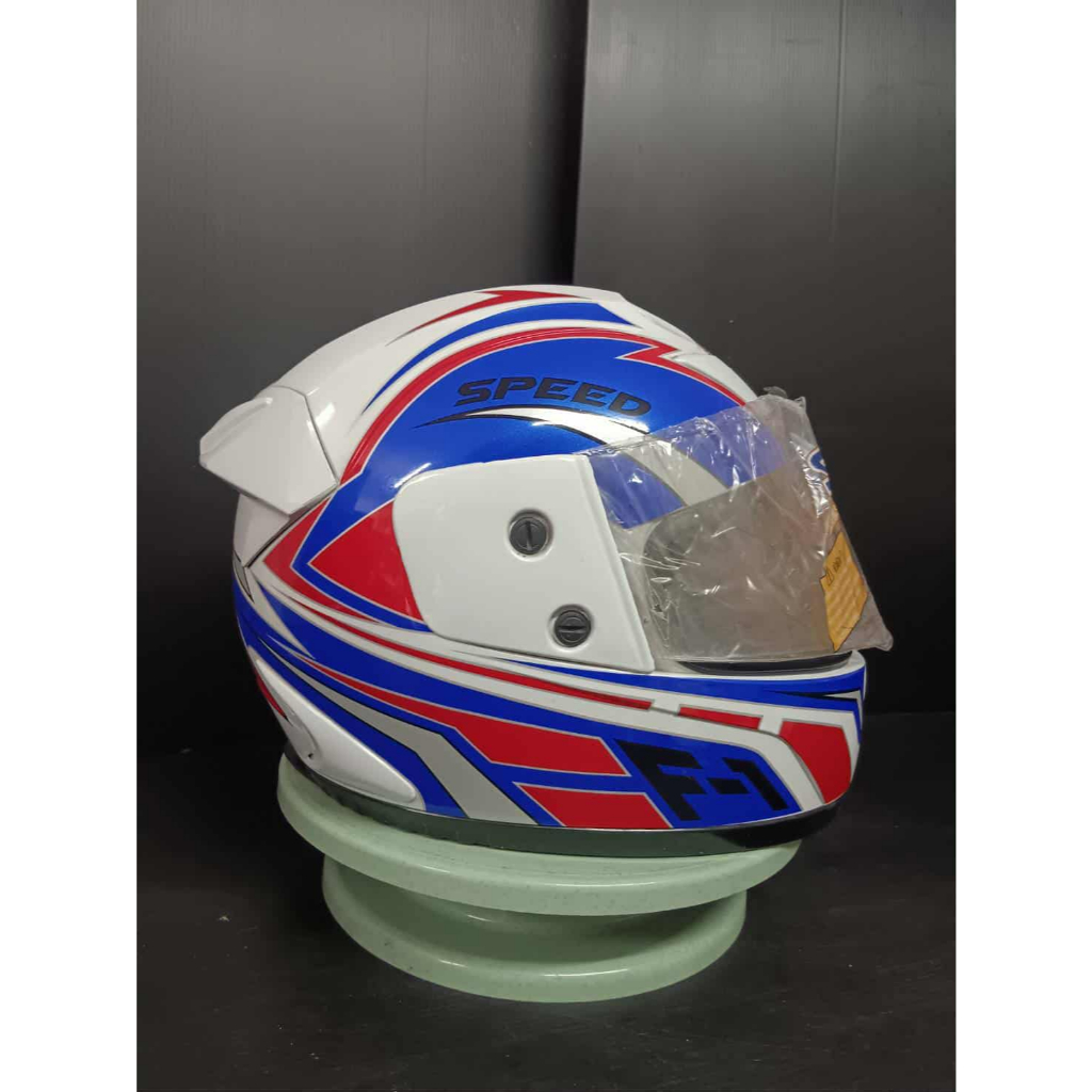 หมวกกันน็อค แบรนด์ spacecrown  รุ่น fighter-stk มี  size L  รหัสสินค้า M231