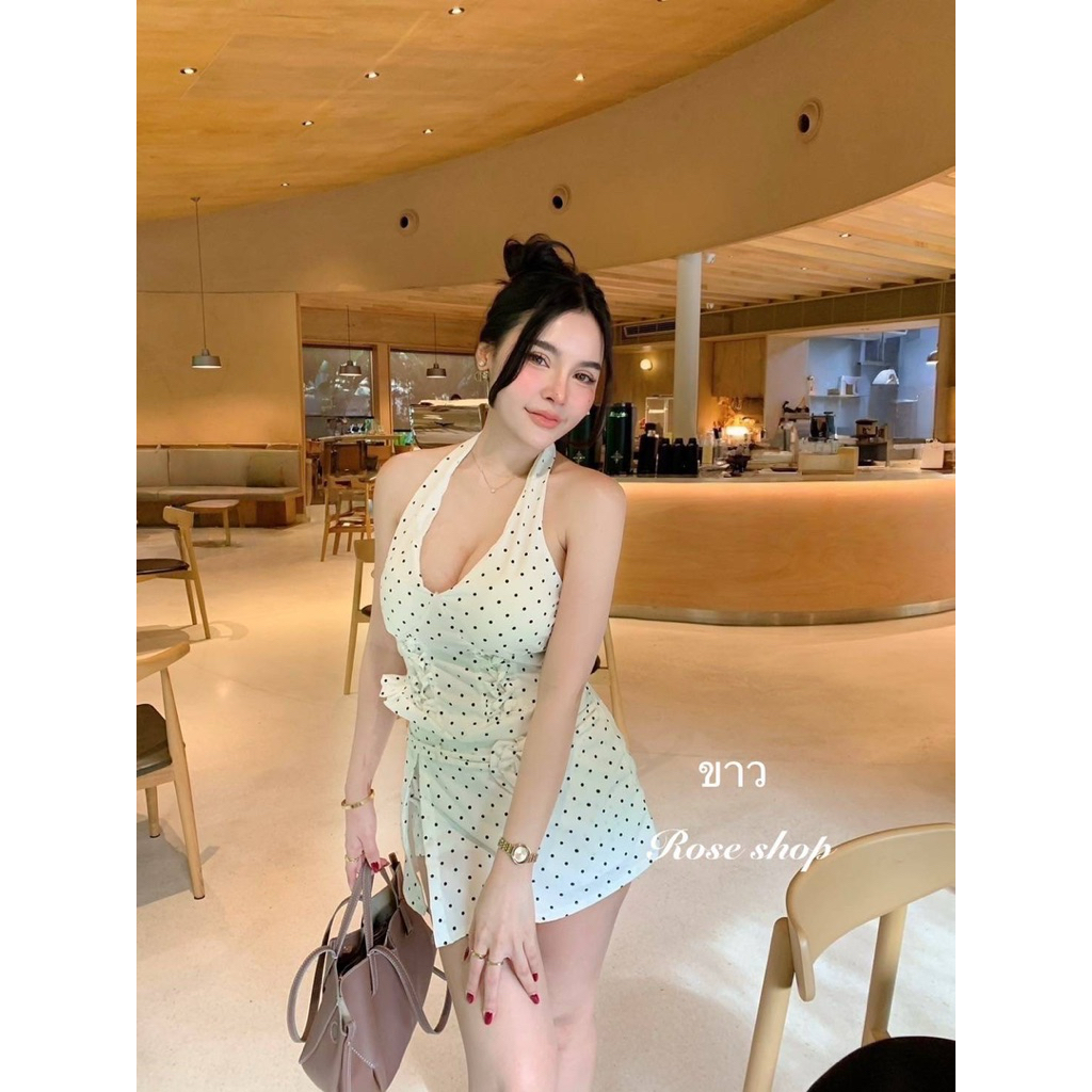 #Ontop เซต2 ชิ้น เสื้อคล้องคอลายจุด ทรงกระโปรงแต่งเข็มขัดดอกกุหลาบ สวยปัง