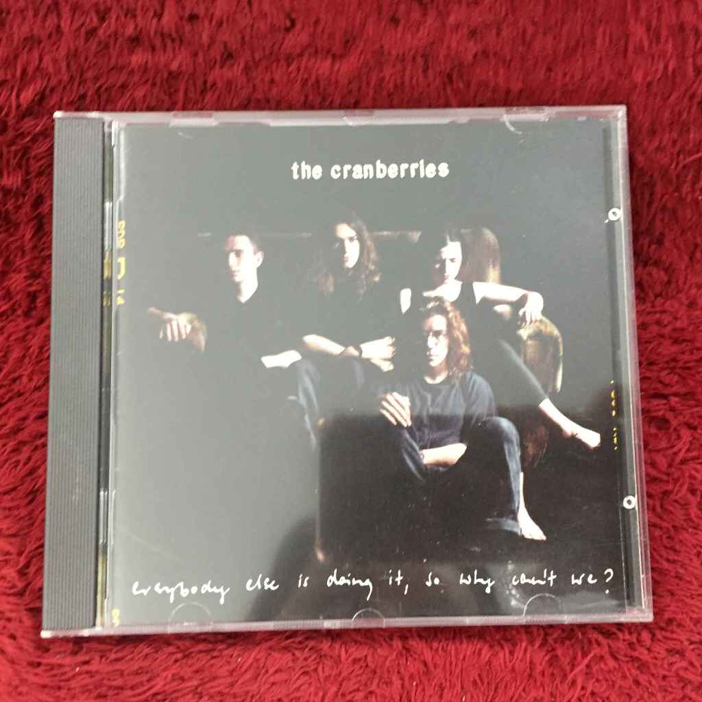 CD The Cranberries – Everybody Else Is Doing It, So Why Can't We? สภาพตามรูปปก DA123-150