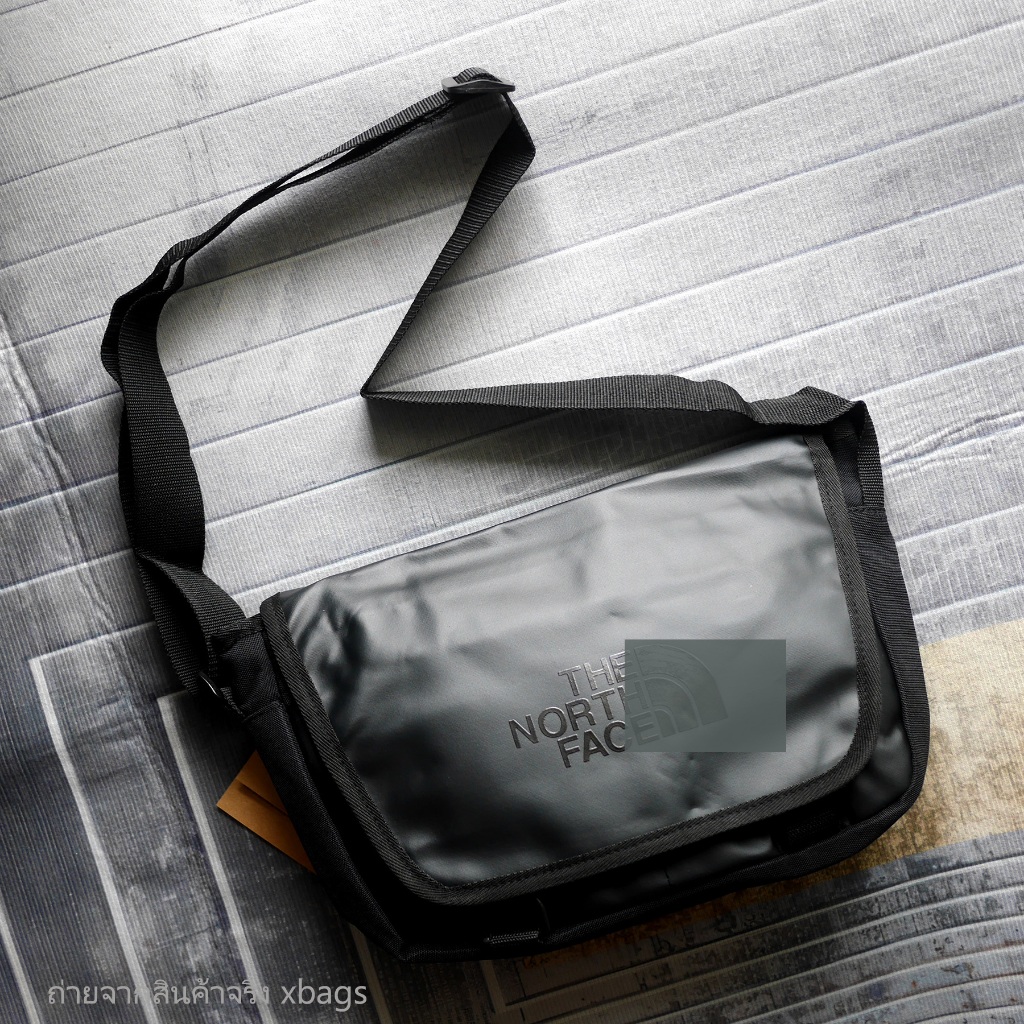 TNF สะพายข้าง ฝาปิดหนาแบบผ้าใบ ใบใหญ่ ผ้าหนา สายสะพายแข็งแรง คุณภาพดีมาก มีซิป