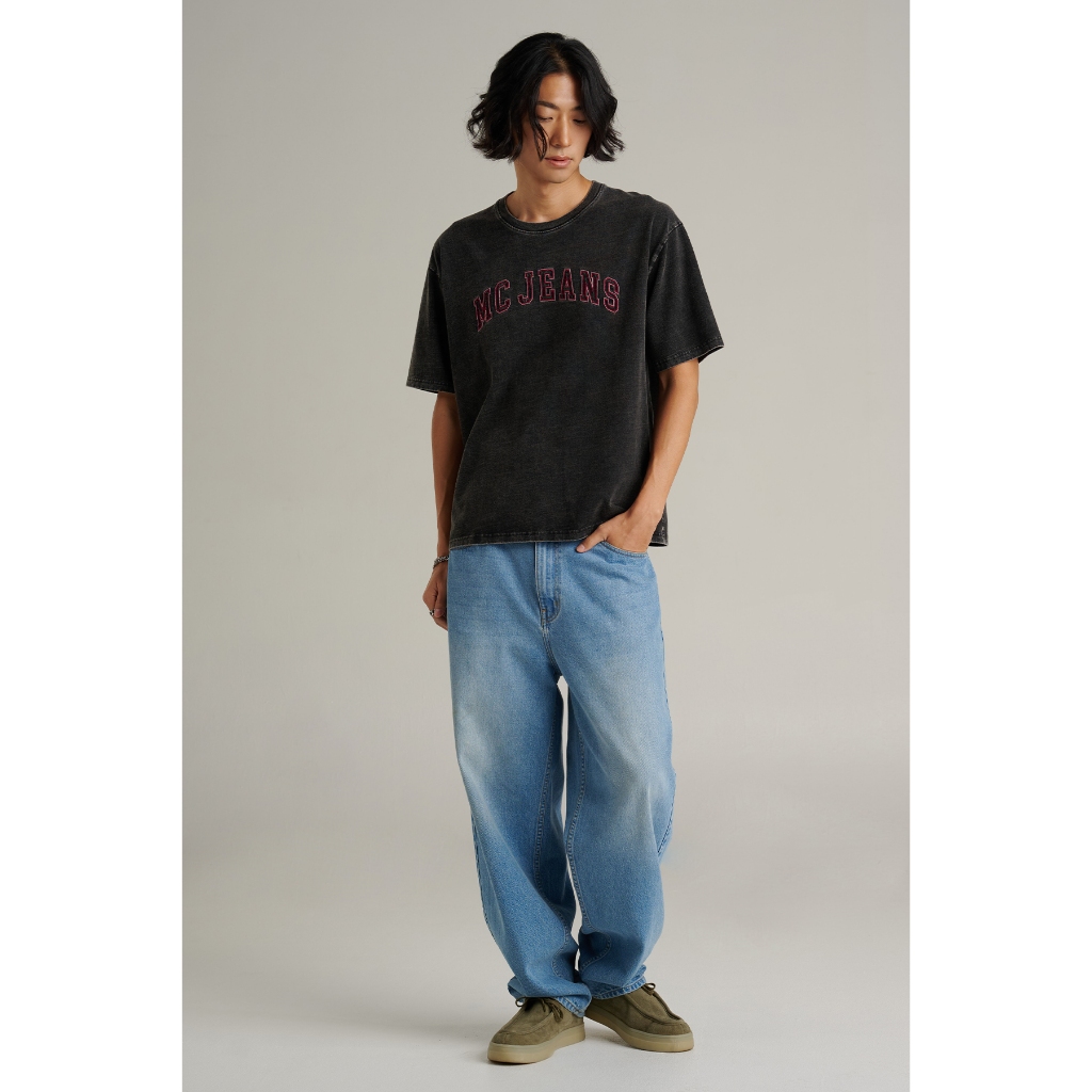 Mc JEANS Online Exclusive เสื้อยืด OVERSIZED ทรงโอเวอร์ไซส์ แขนสั้น คอกลม MTTZA6